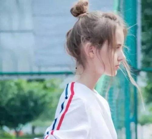 头像女丸子头图片大全,百变造型，尽显女性魅力