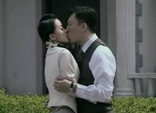 杨采妮吻戏和床戏视频,吻戏与床戏片段集锦