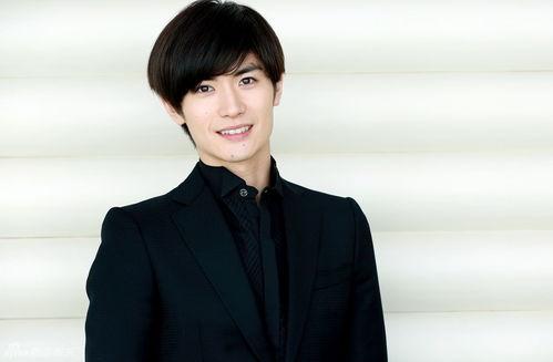 日本最红的男演员,揭秘日本最红男演员的魅力人生