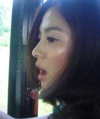 宋慧乔侧面图片大全,优雅轮廓下的绝美演绎