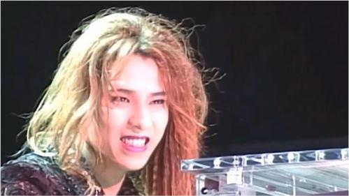 日本摇滚主唱,揭秘日本摇滚主唱的激情岁月