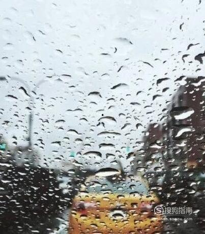 下雨天睡觉图片,静谧时光中的温馨睡眠瞬间